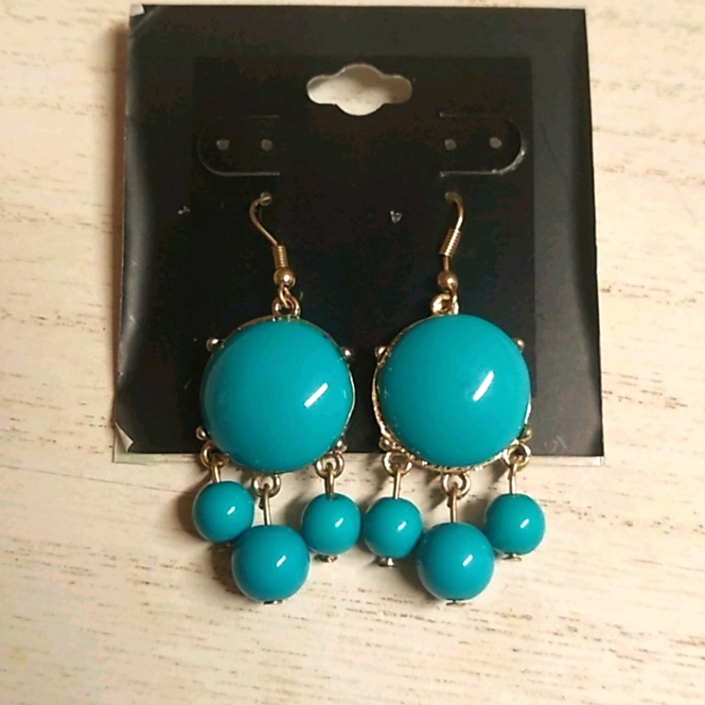 😻 3 For $15 Turquoise Lucite Beaded Dangles